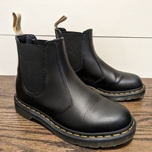 Doc Martens Chelsea Boots-Vegan-Size 8